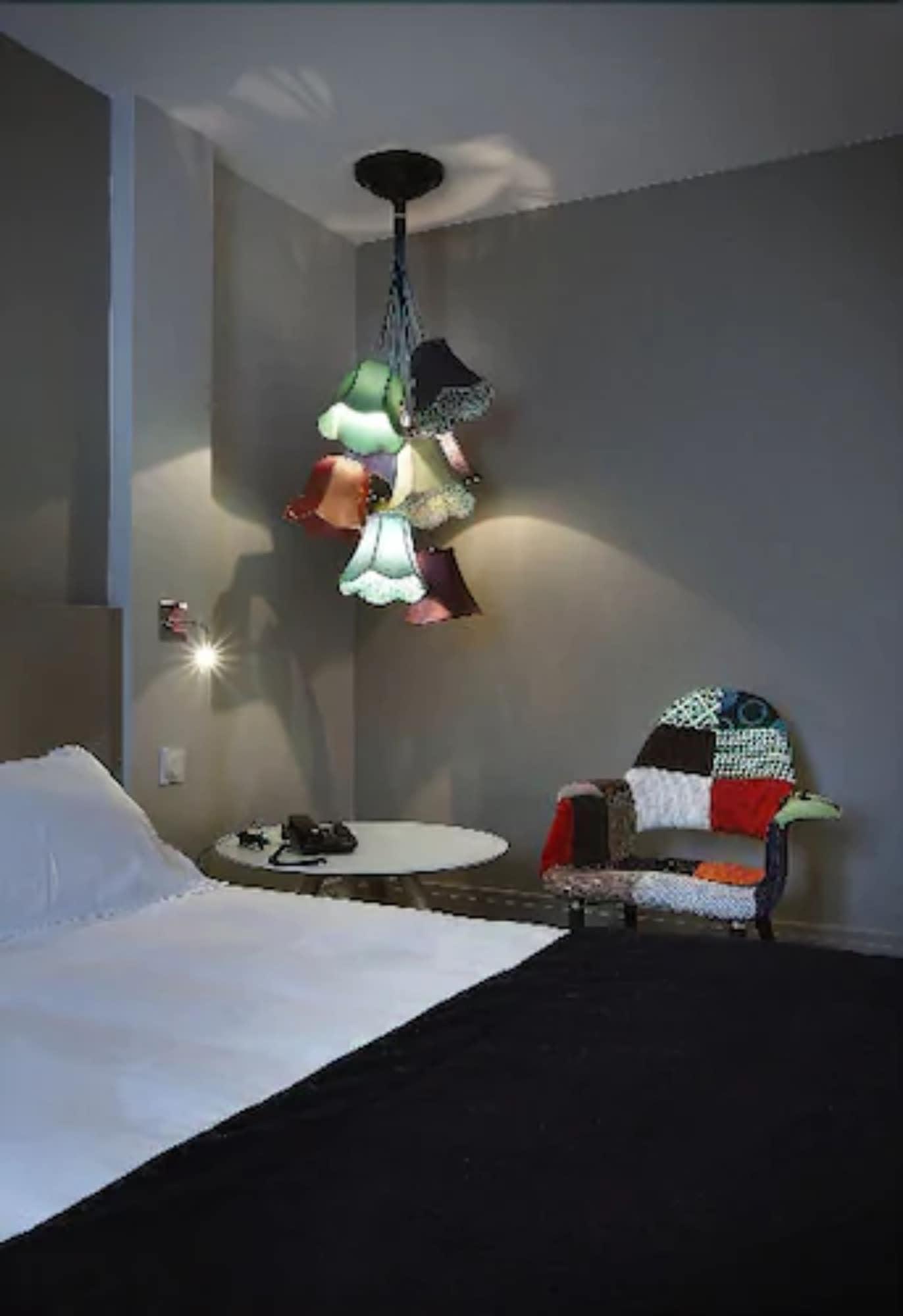 Hotel Le Cinq Hyper - Centre Шамбери Екстериор снимка